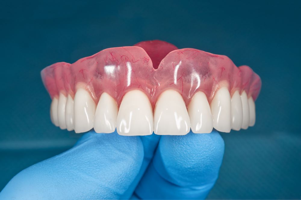 Riparazione dentiere in giornata